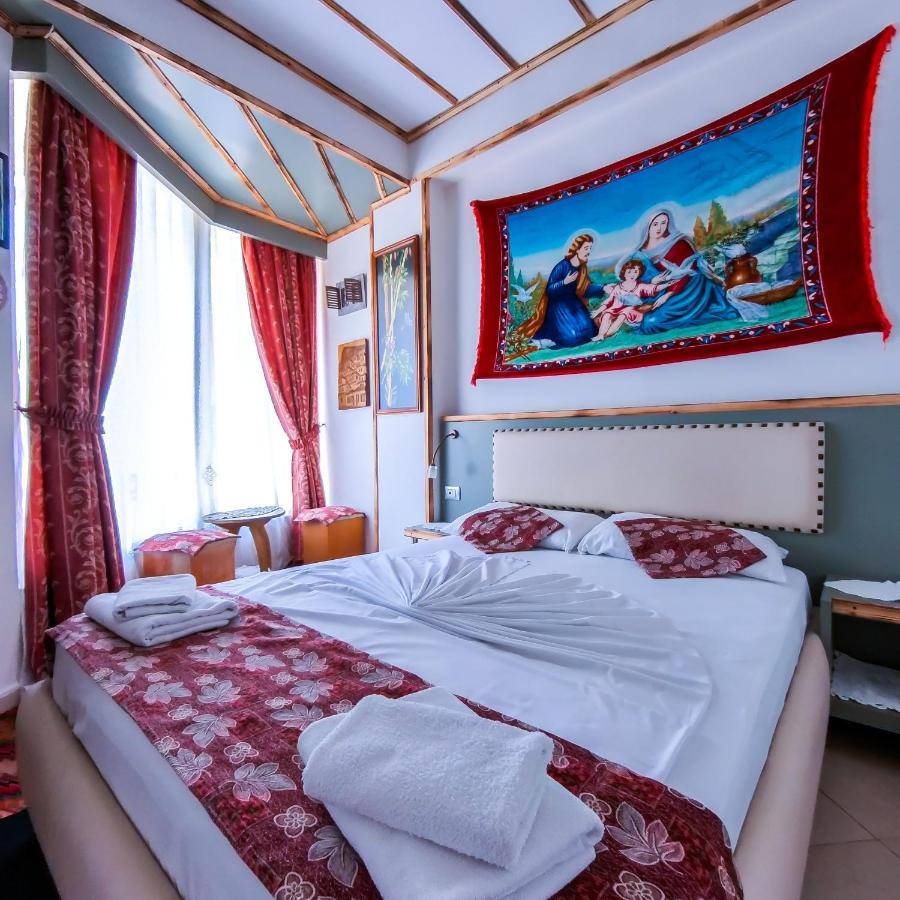 Oda'S Room Sarande Luaran gambar