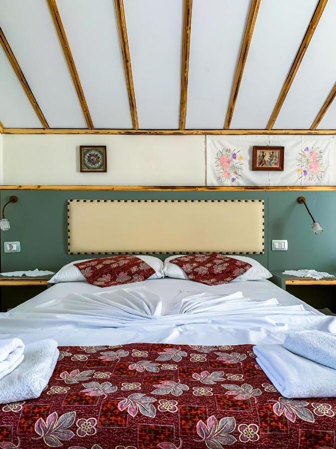 Oda'S Room Sarande Luaran gambar