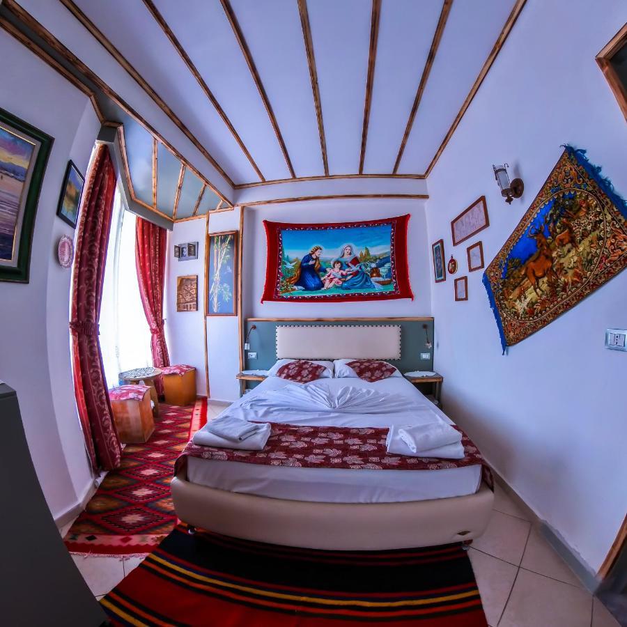 Oda'S Room Sarande Luaran gambar